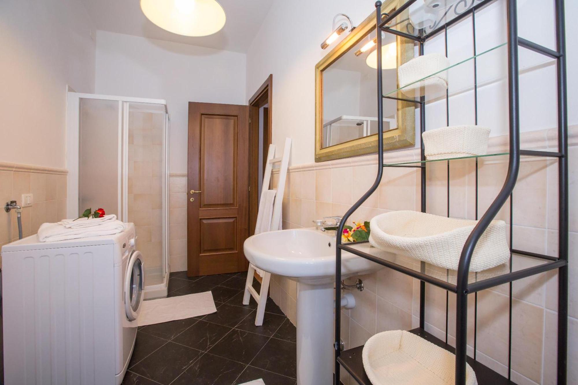 Casa Al Prato Apt. A Varenna Bagian luar foto